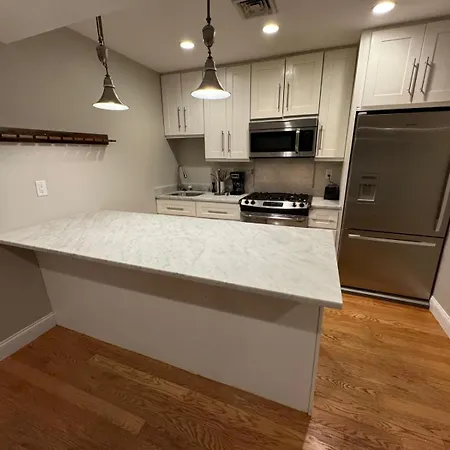 Ultra Convenient Luxury Condo In South Boston With Private Parking Garage